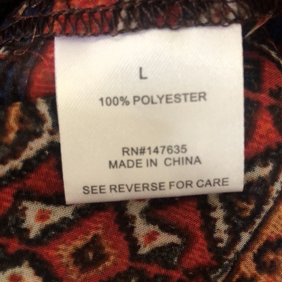 Romeo & Juliet Couture Printed Chiffon Blouse - Picture 6 of 6